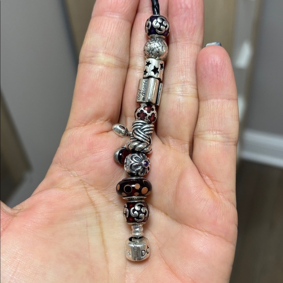 Silver and Black Charm Bracelet - Picture 8 of 9